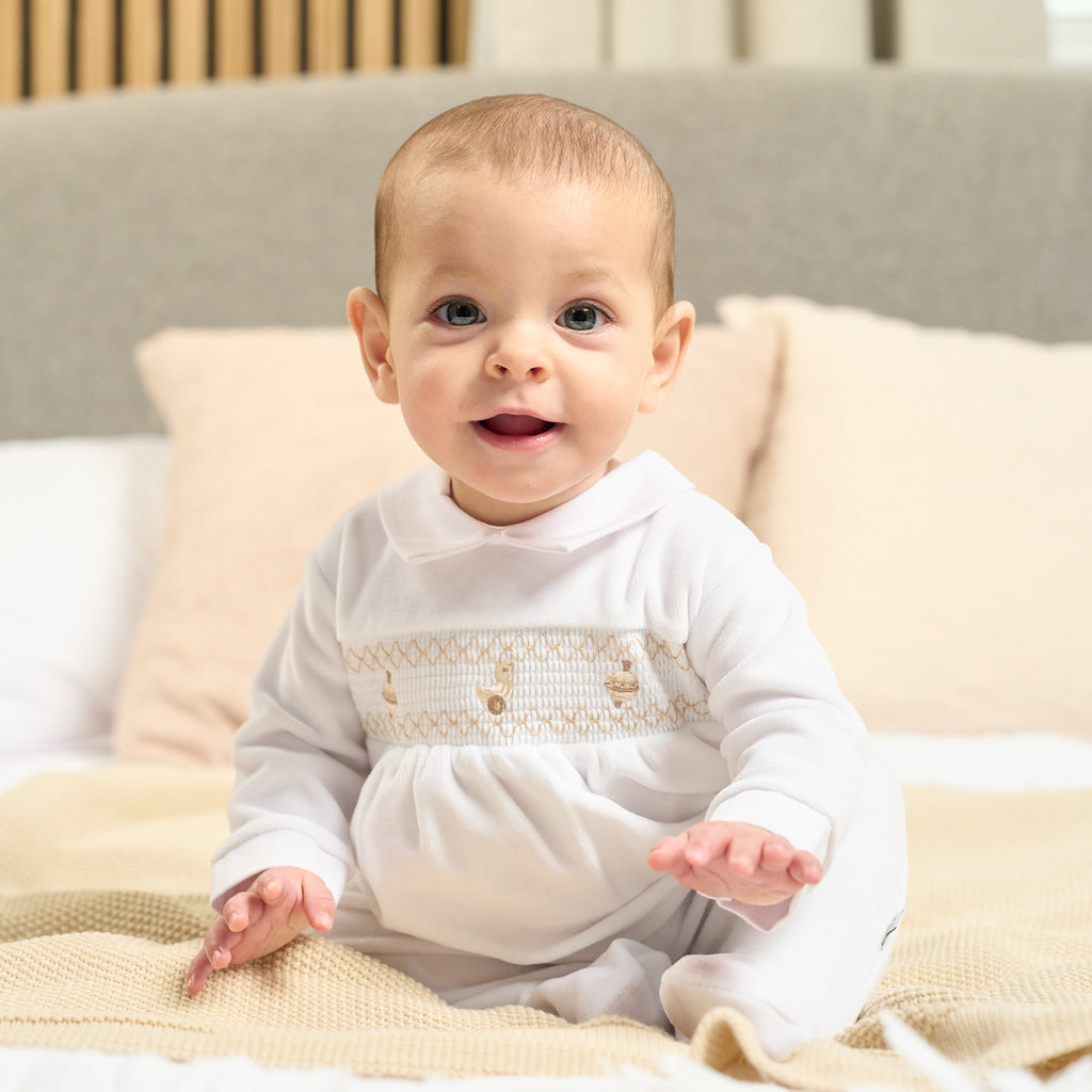 Dandelion White Spinning Top & Duck Smocked Velour Sleepsuit