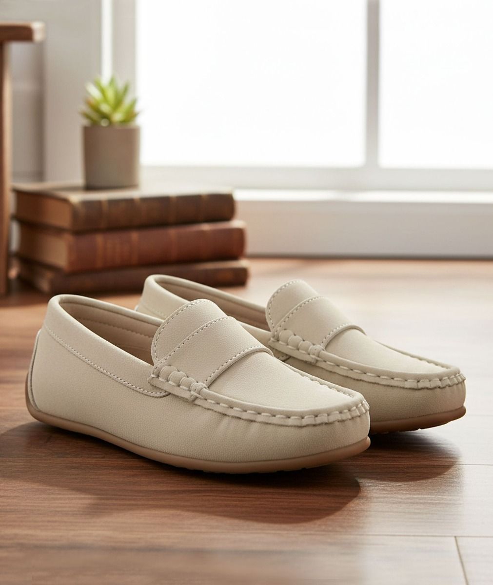 Sevva Cream Loafer